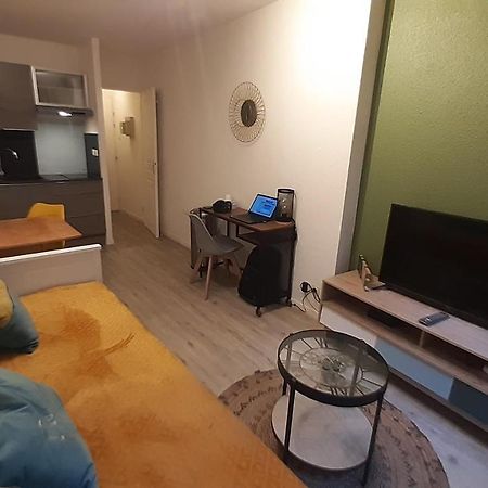 Studio 202 Au 15 Rue Battant A Безансон Экстерьер фото